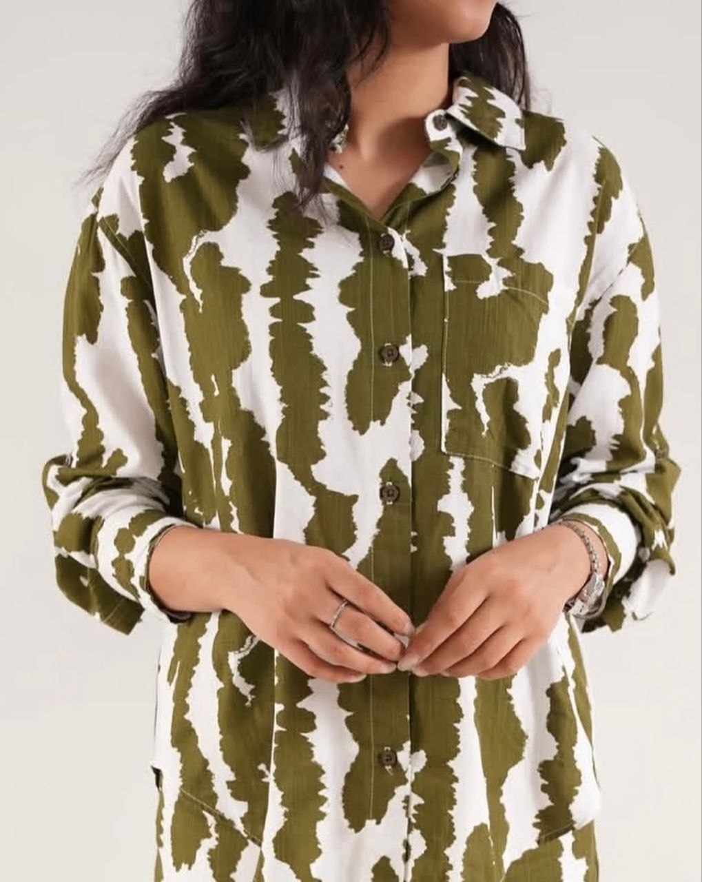 شومیز لینن زنانه طرحدار برند BENETTON