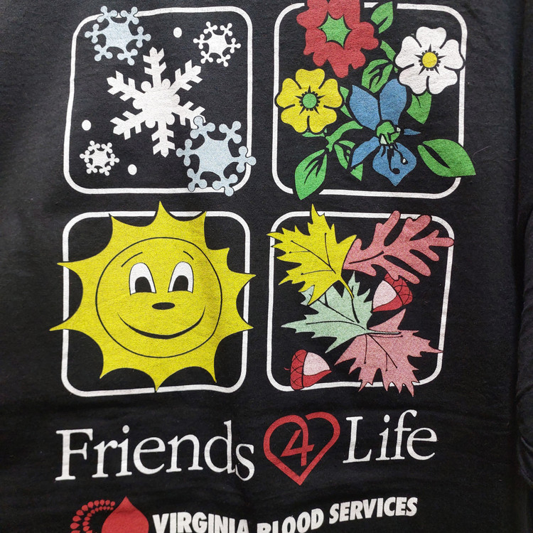 تیشرت اورسایز مشکی طرح چهار فصل Friends 4 Life دلتا سایز XXL