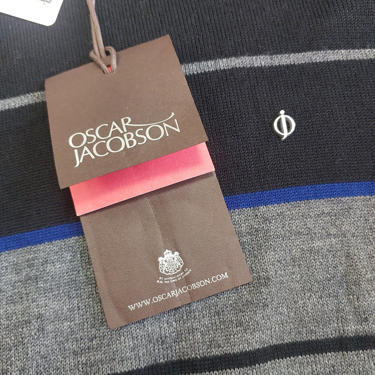 پلیور بافت مردانه اسکار یاکوبسون (Oscar Jacobson) مدل Reid Pin Roundneck – کد ۶۴۶۰ – ساخت ایتالیا