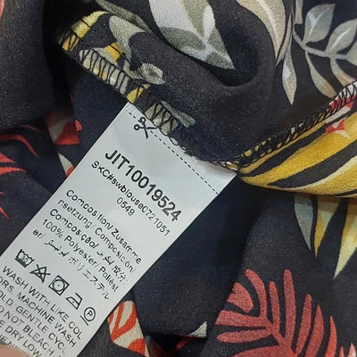 تاپ کراپ مجلسی سرشانه باز شین طرح برگ استوایی سایز 4XL