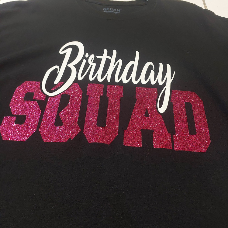 تیشرت مردانه گیلدن مشکی طرح Birthday Squad سایز 2XL